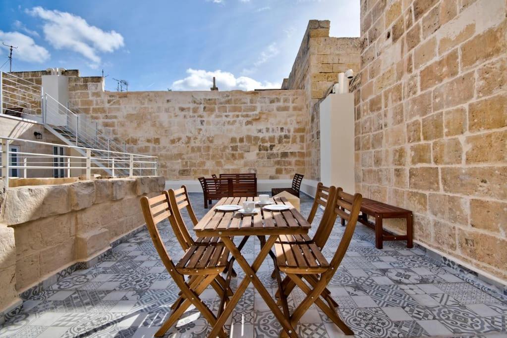 Vallettastay Old Lodge Apartment 3 المظهر الخارجي الصورة