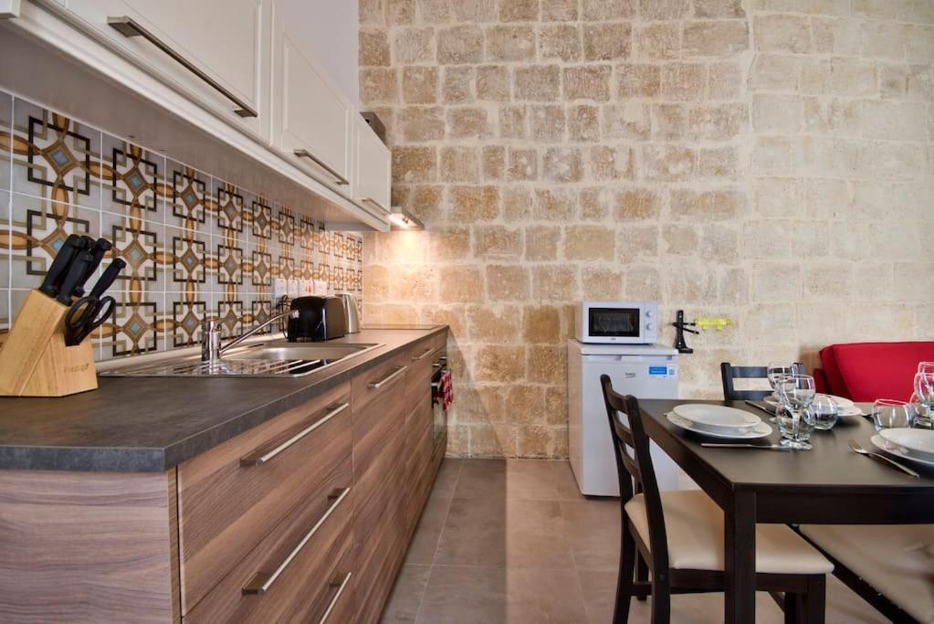 Vallettastay Old Lodge Apartment 3 المظهر الخارجي الصورة