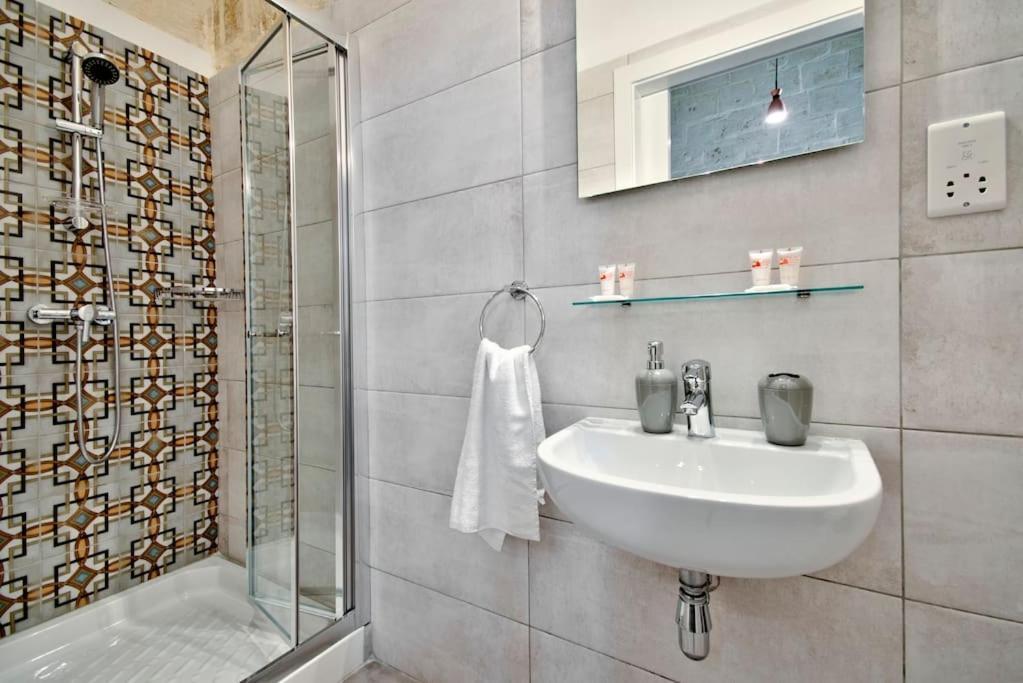 Vallettastay Old Lodge Apartment 3 المظهر الخارجي الصورة