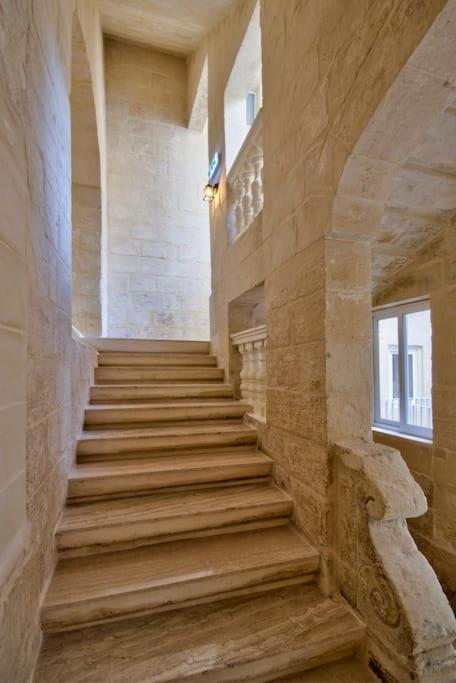 Vallettastay Old Lodge Apartment 3 المظهر الخارجي الصورة